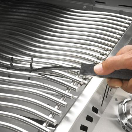 gefahrloses Anheben des Rostes während des Grillens