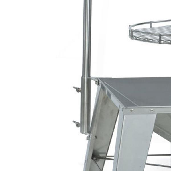 BS Design Galgenschwenker aus geschliffenem Edelstahl mit Feuerstelle und Kurbel